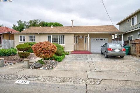 Photo of 25512 Tarman Ave Ave, Hayward, CA 94544 (MLS # 41116169) Photo of 25512 Tarman Ave Ave, Hayward, CA 94544 (MLS # 41116169)
