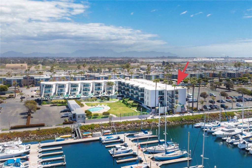 - - Residential Lease