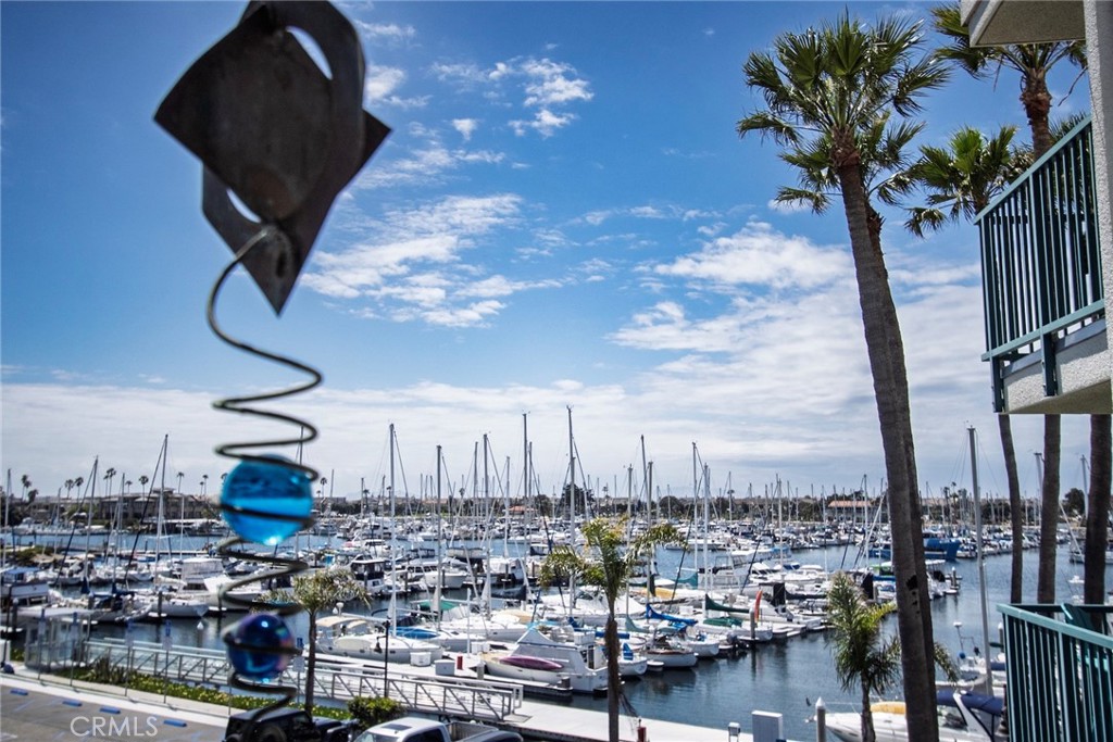- - Residential Lease