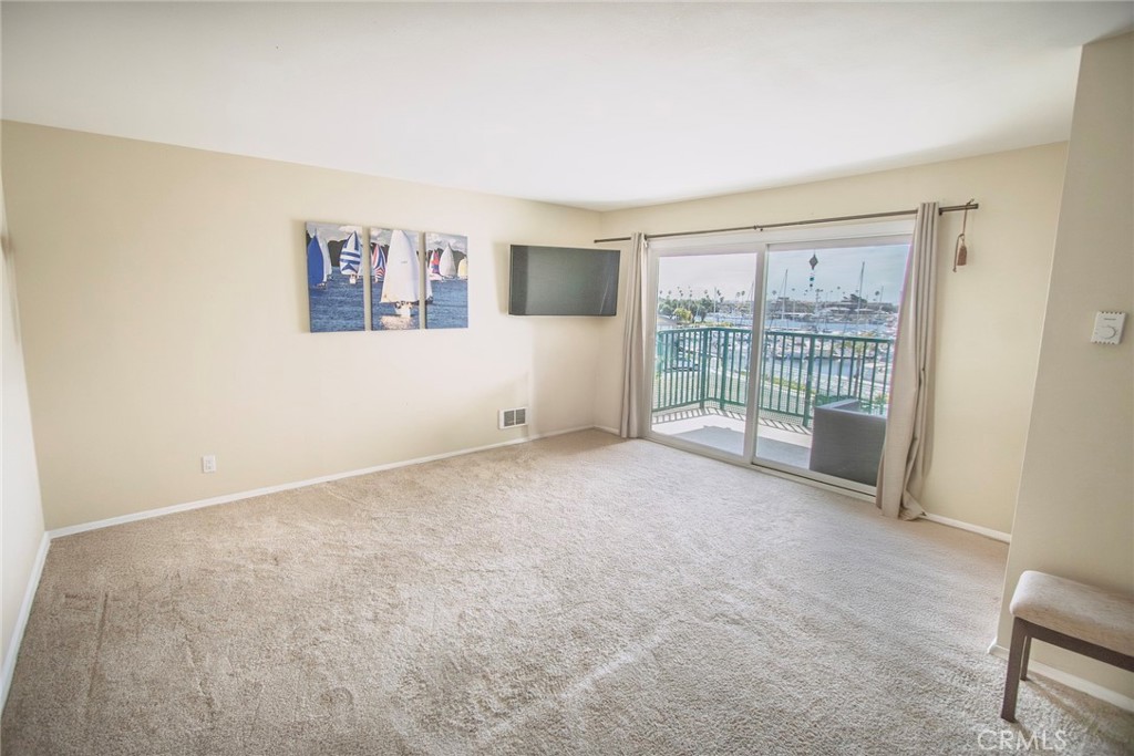- - Residential Lease