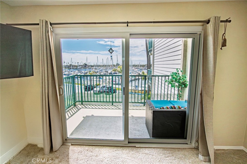 - - Residential Lease