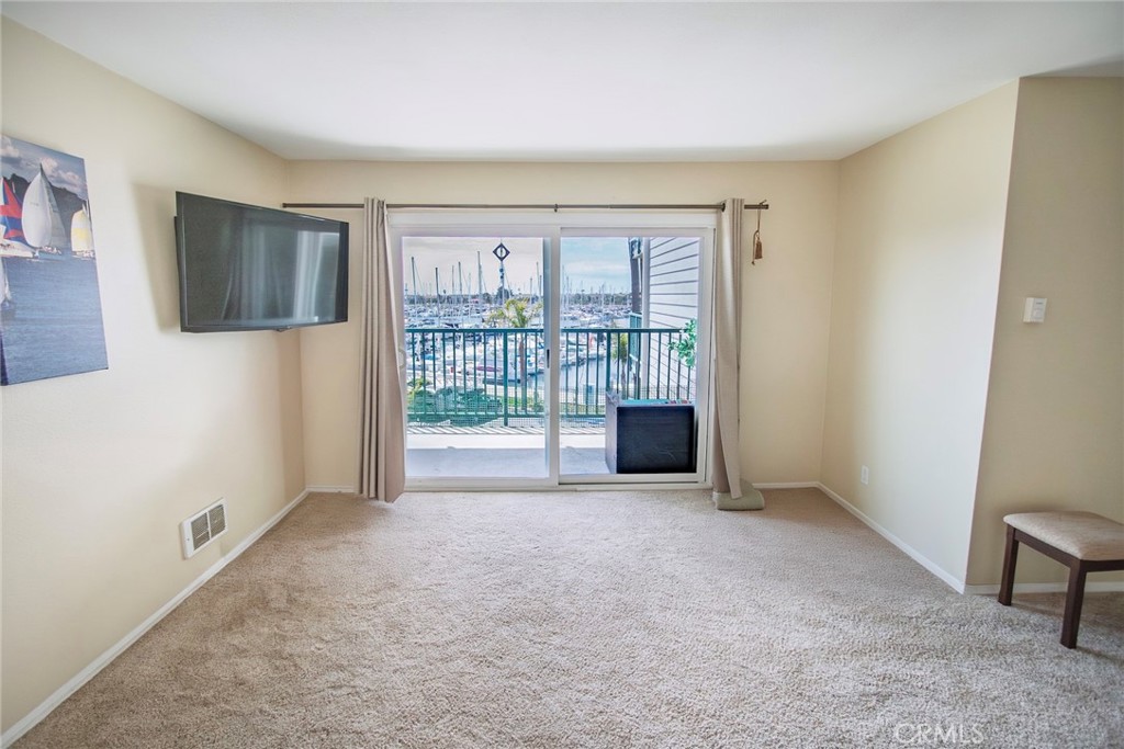 - - Residential Lease