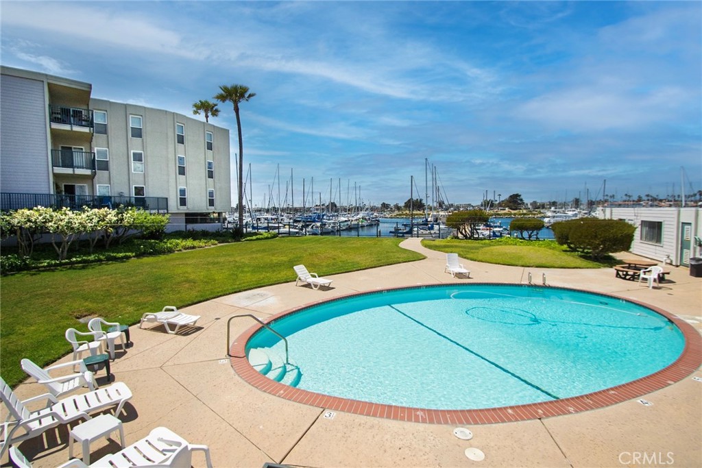 - - Residential Lease