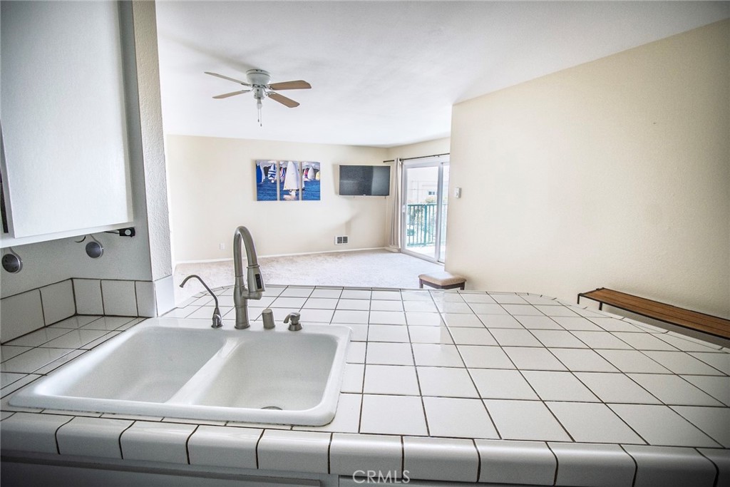 - - Residential Lease