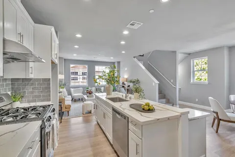 24757 O\'Neil Avenue, Hayward, CA 94544 - MLS#: ML82016335