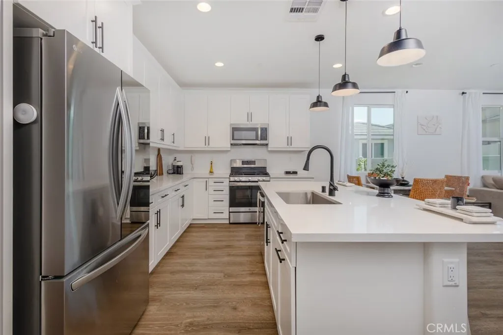 Menifee, California 92584, United States, 3 Bedrooms Bedrooms, ,2 BathroomsBathrooms,Residential,Active,188500