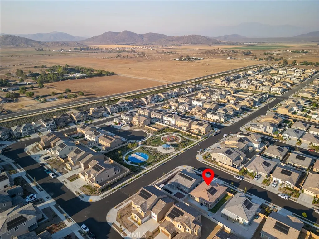 Menifee, California 92584, United States, 3 Bedrooms Bedrooms, ,2 BathroomsBathrooms,Residential,Active,188500