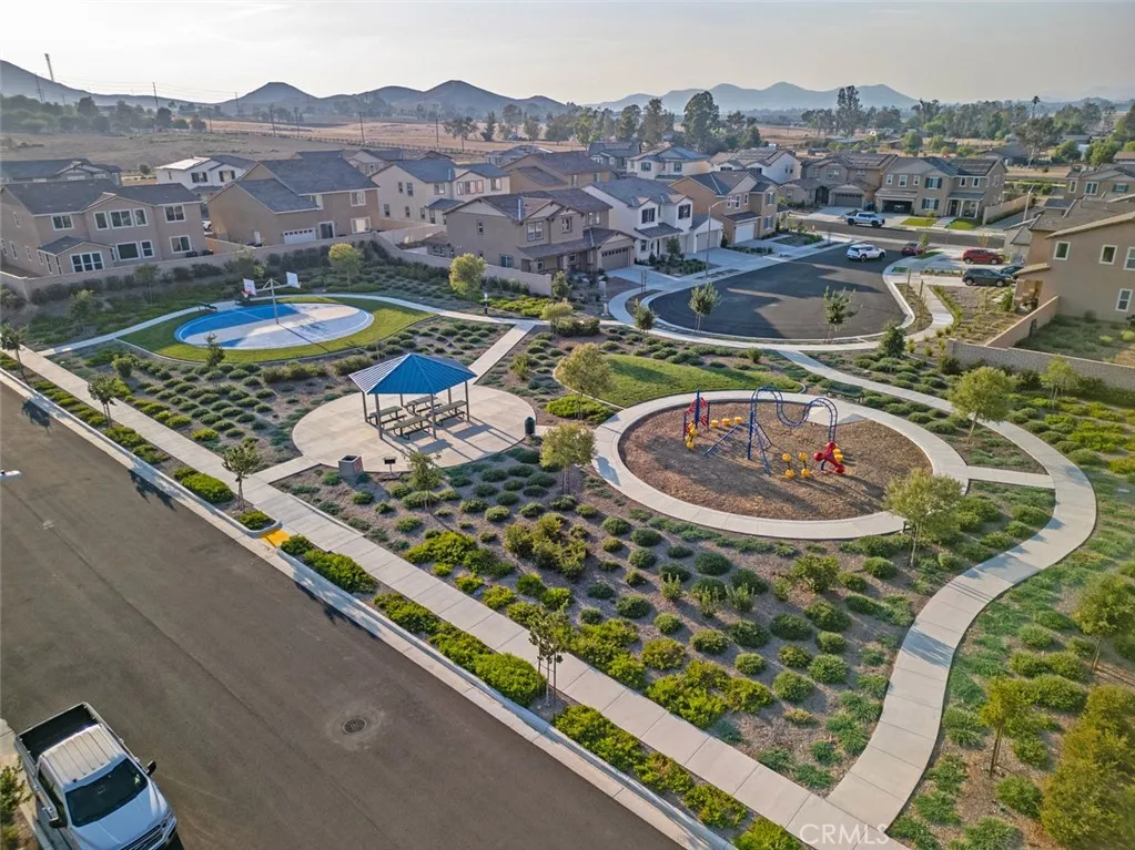 Menifee, California 92584, United States, 3 Bedrooms Bedrooms, ,2 BathroomsBathrooms,Residential,Active,188500