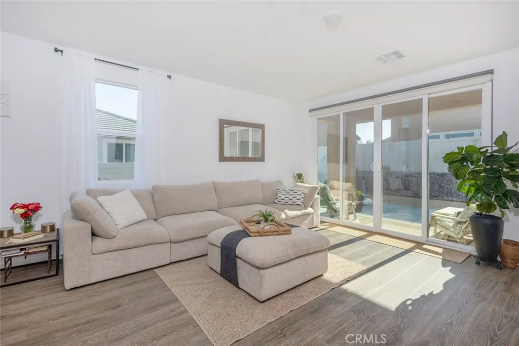 Menifee, California 92584, United States, 3 Bedrooms Bedrooms, ,2 BathroomsBathrooms,Residential,Active,188500