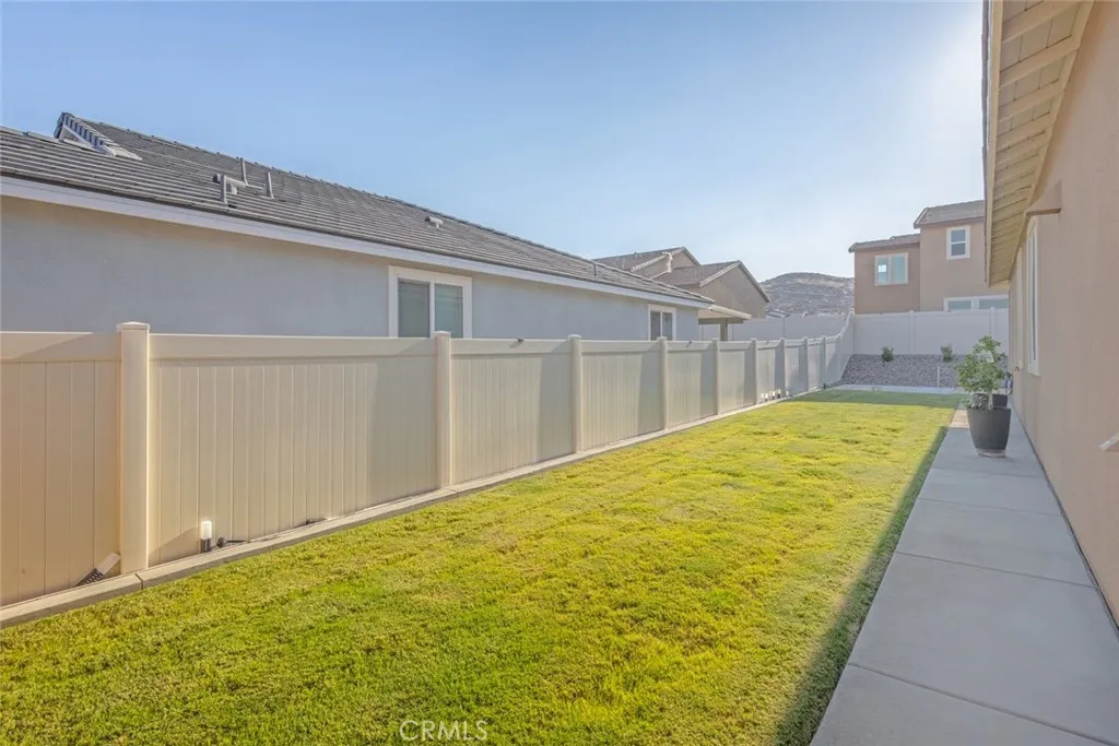 Menifee, California 92584, United States, 3 Bedrooms Bedrooms, ,2 BathroomsBathrooms,Residential,Active,188500
