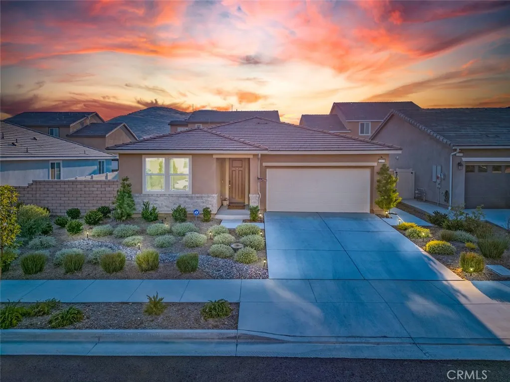 Menifee, California 92584, United States, 3 Bedrooms Bedrooms, ,2 BathroomsBathrooms,Residential,Active,188500