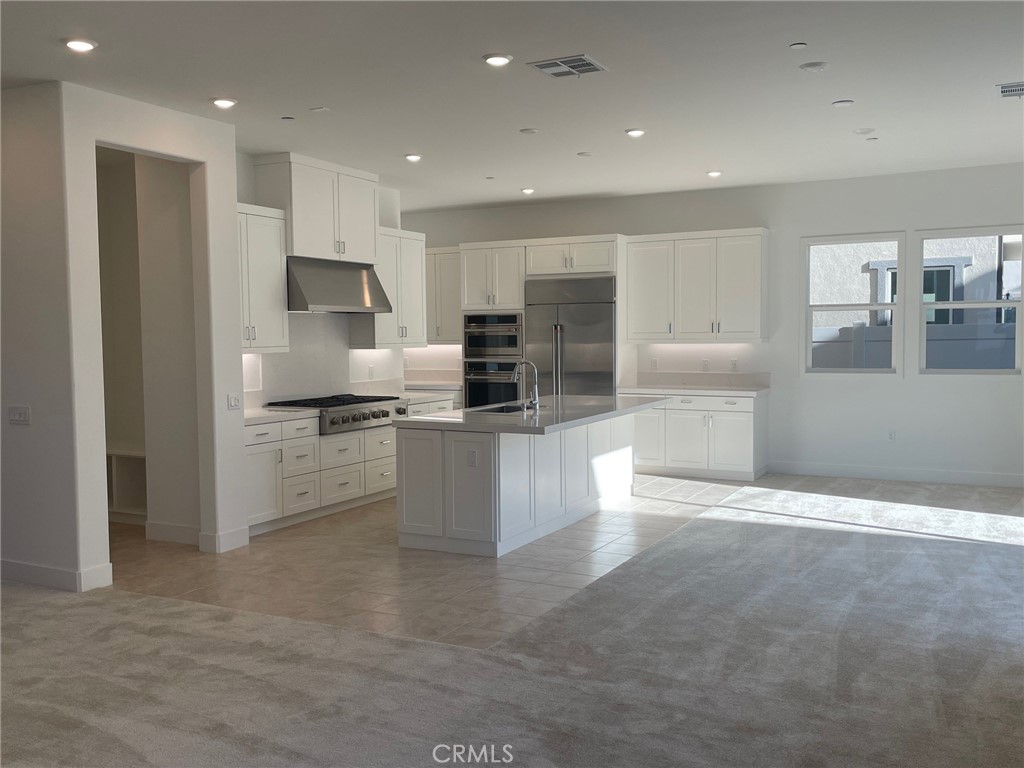 1184 Silver wood Way