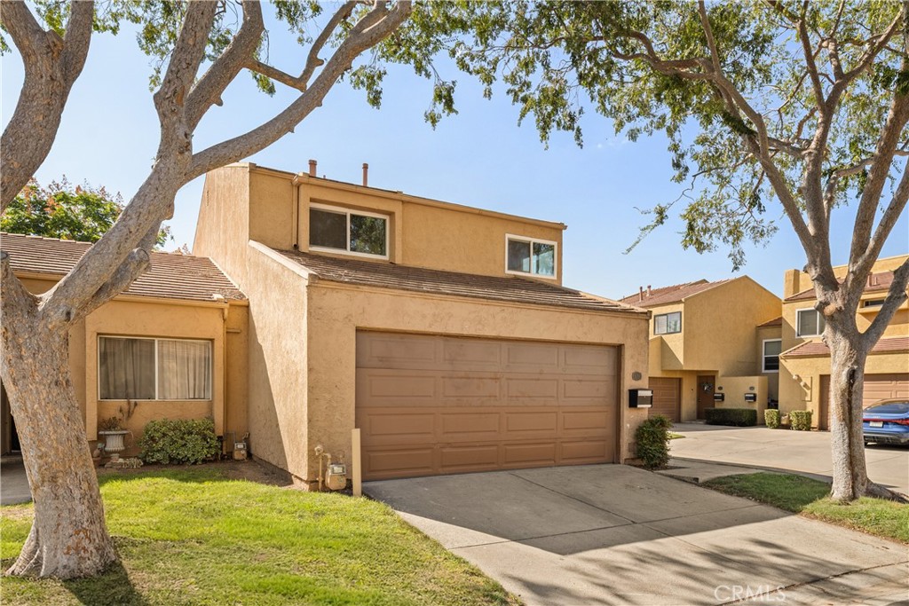 Yorba Linda Knolls Townhomes (YRKT) - Residential