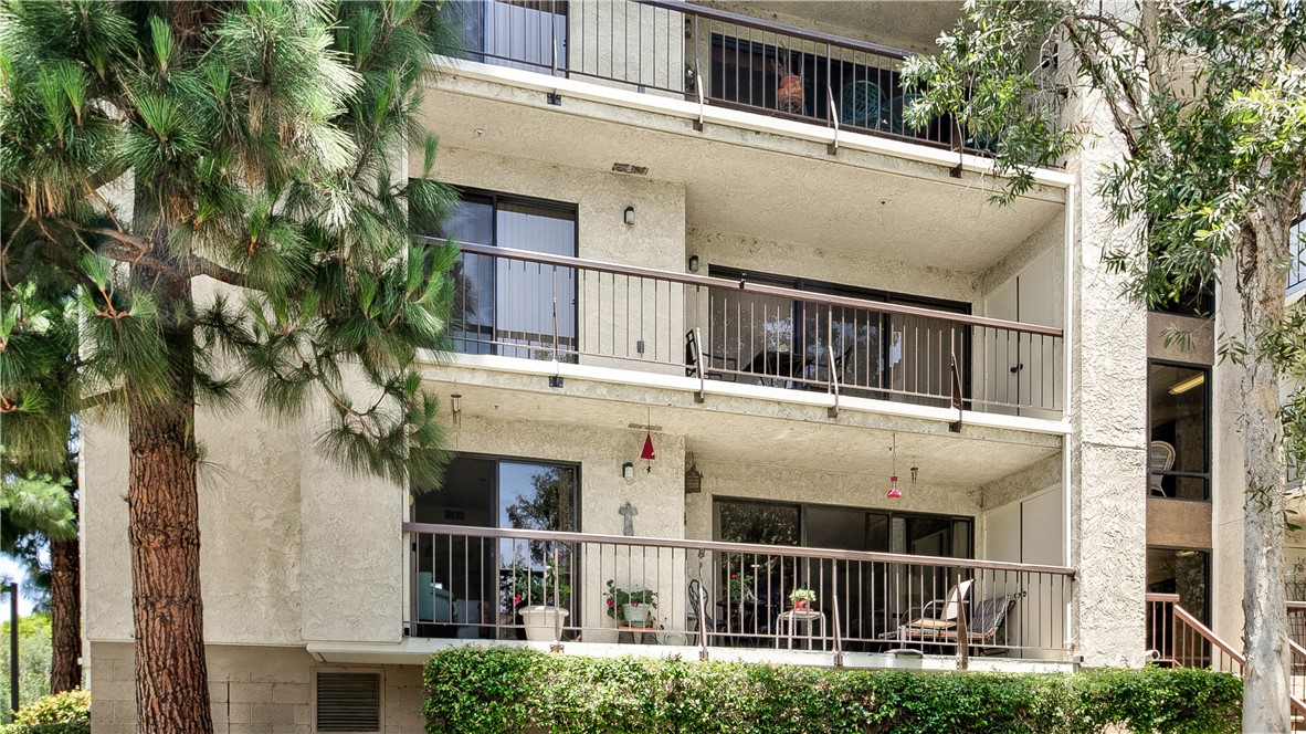 13601 Del Monte Dr 51