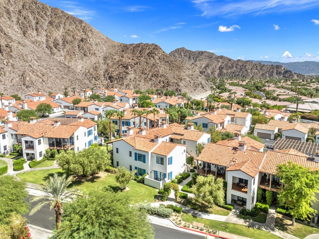 Legacy Villas - Residential