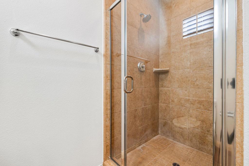 Legacy Villas - Residential