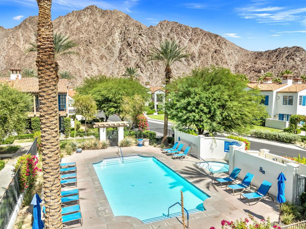 Legacy Villas - Residential