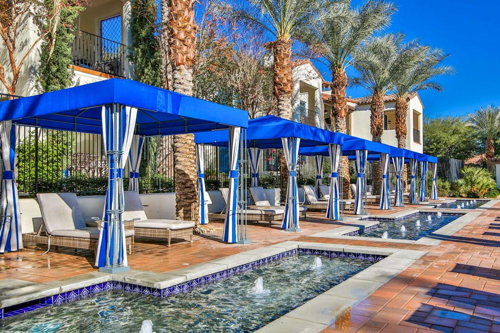 Legacy Villas - Residential