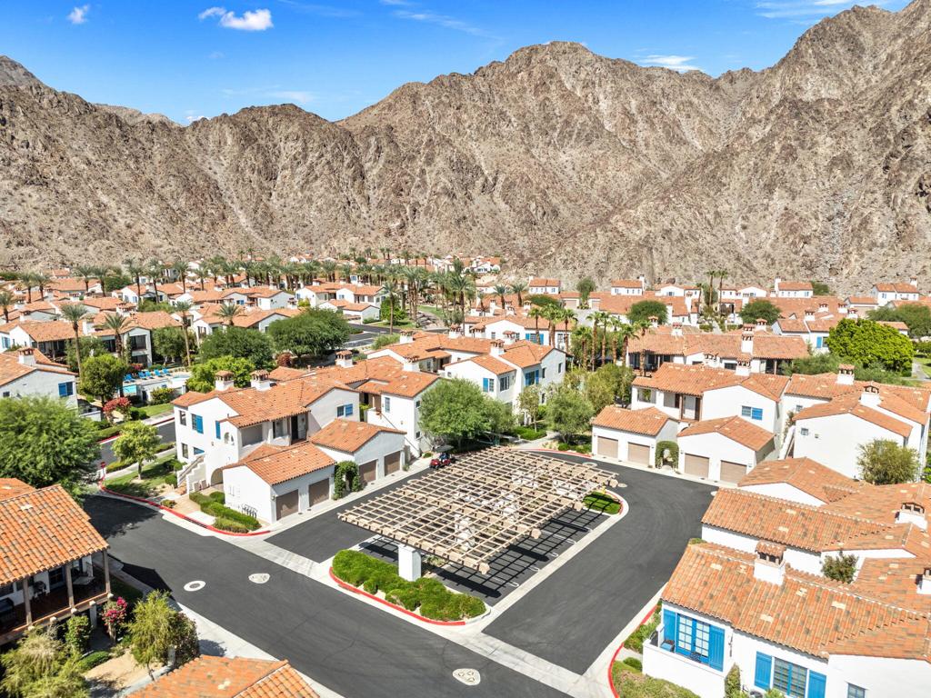 Legacy Villas - Residential