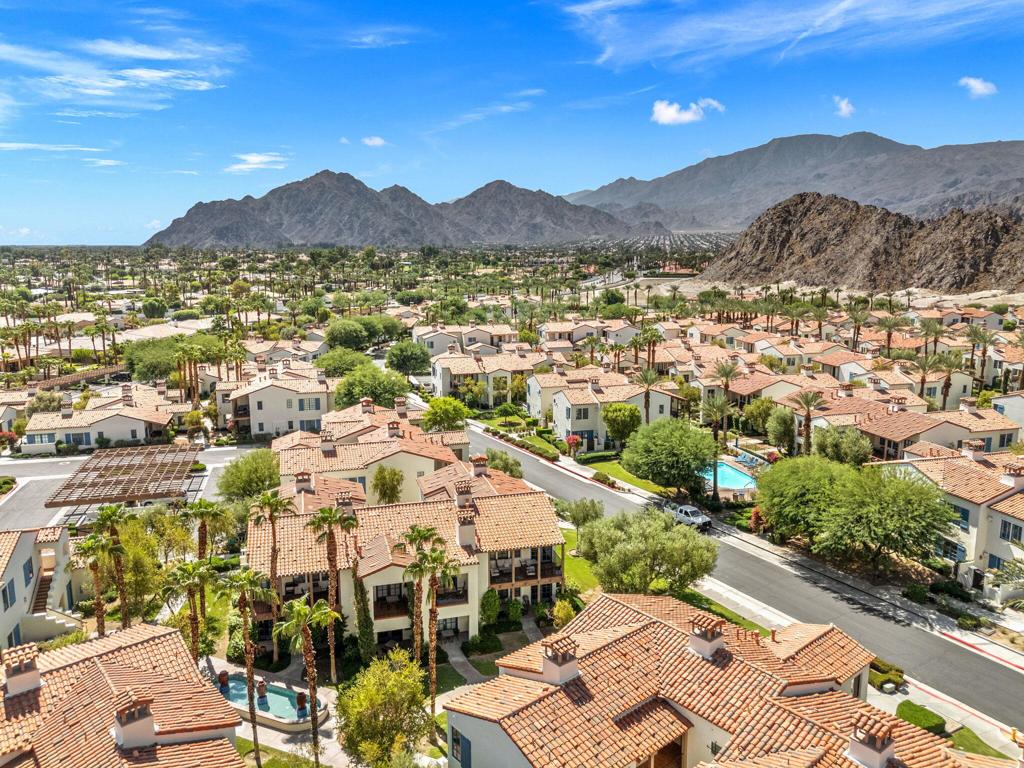 Legacy Villas - Residential