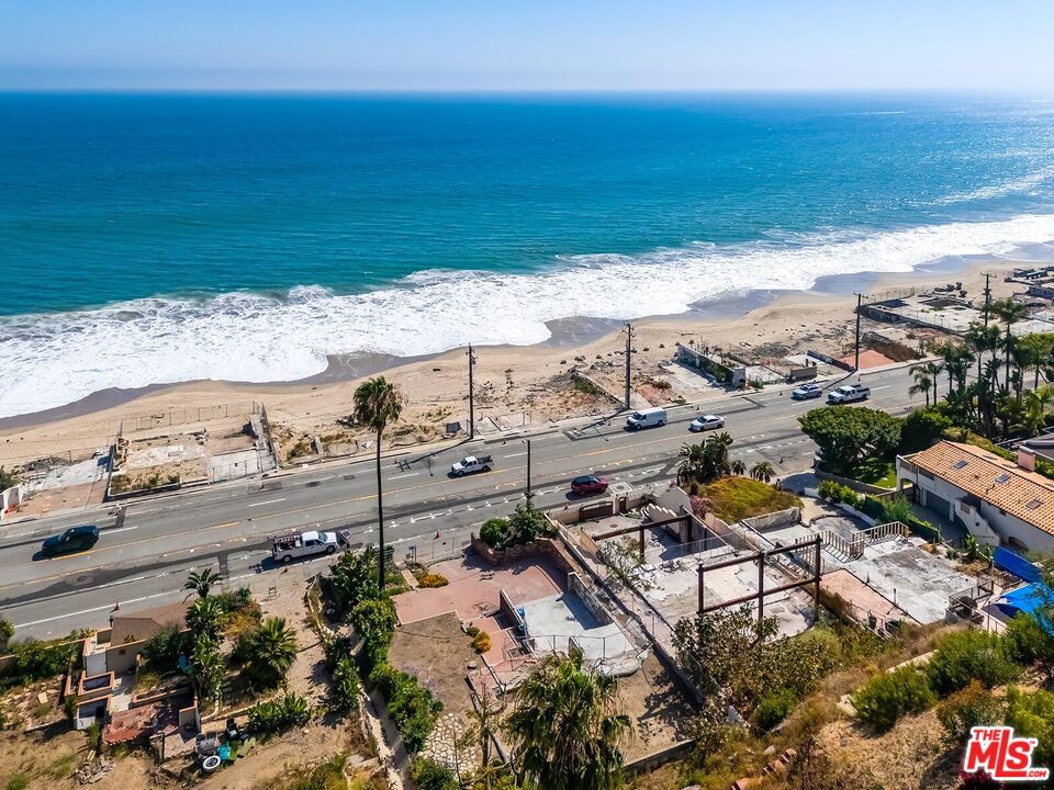 21525 Pacific Coast Highway