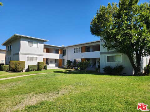 Photo of 5727 Clemson Street, Los Angeles, CA 90016 (MLS # 26858585)
