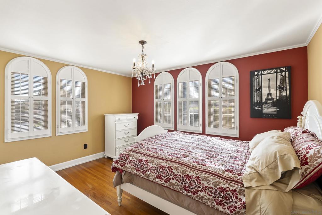 Mission Hills - Residential