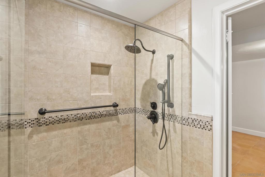 Mission Hills - Residential