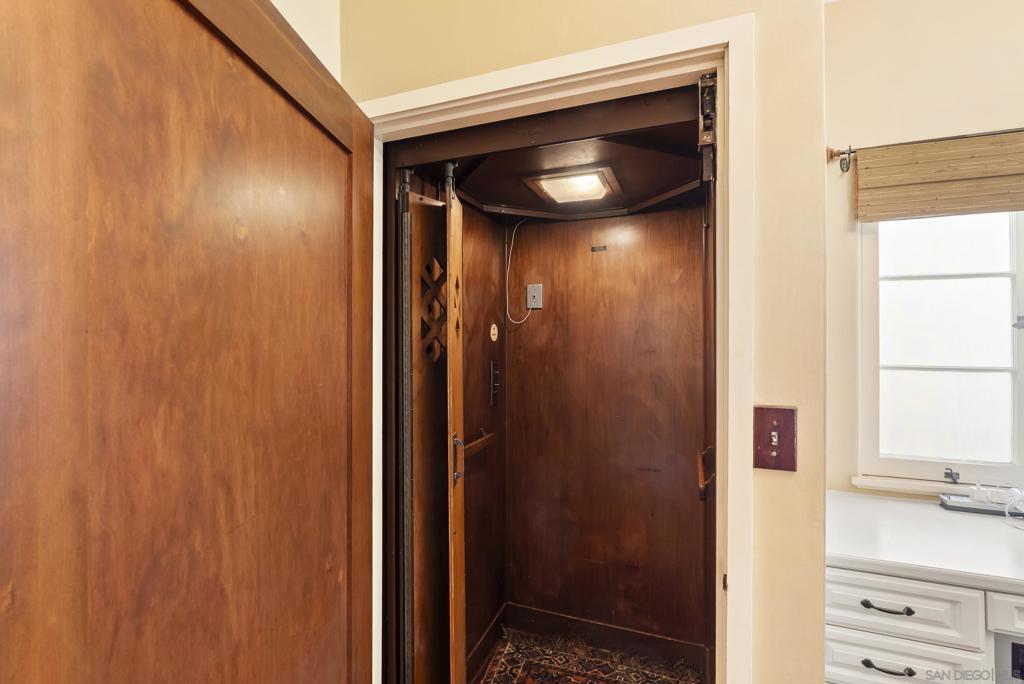 Mission Hills - Residential