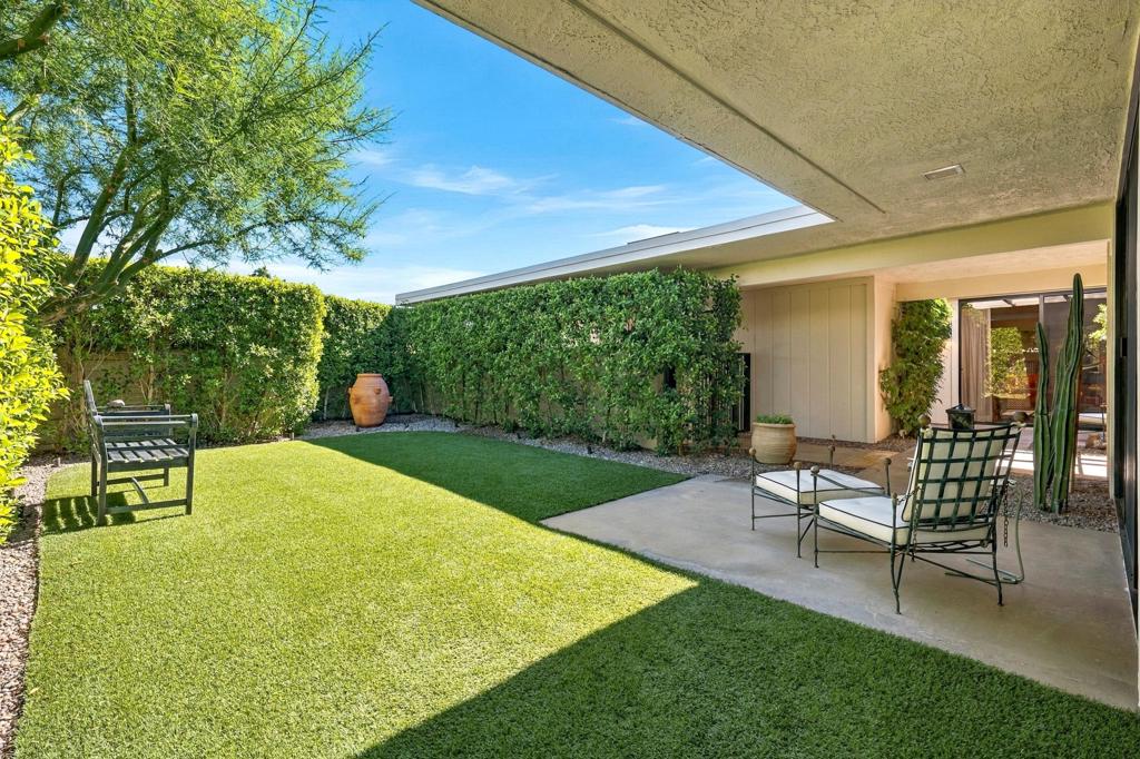 54 Princeton Drive