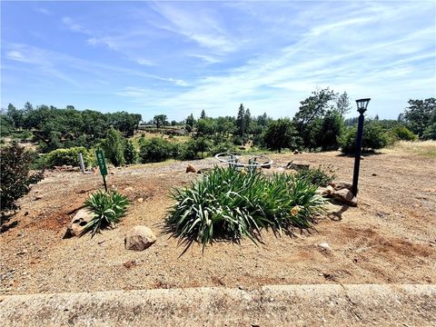 Photo of 627 Circlewood DR, Paradise, CA 95969 (MLS # SN26105760)