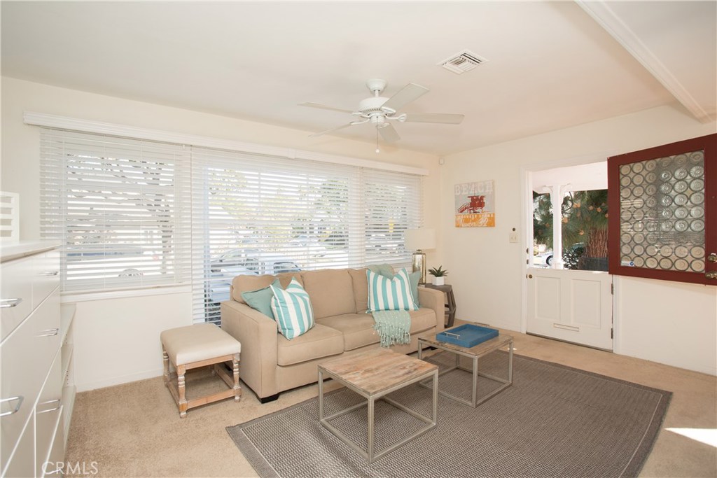 Corona del Mar South of PCH (CDMS) - Residential