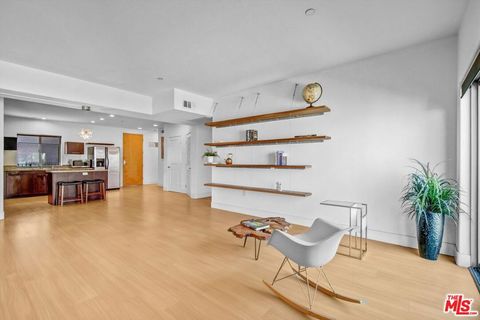 Photo of 5232 Satsuma Avenue #202, North Hollywood, CA 91601 (MLS # 26671433)