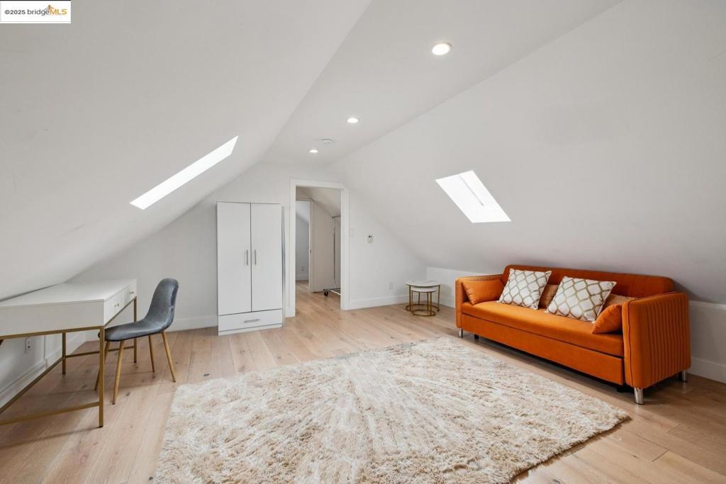 BAYVIEW - Residential
