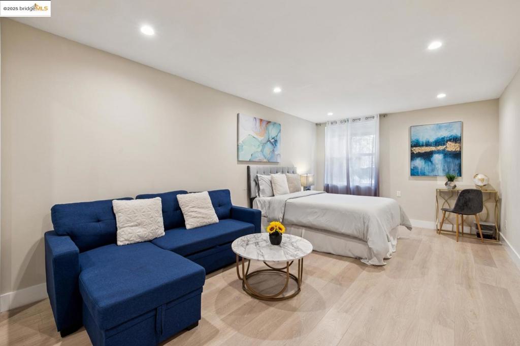 BAYVIEW - Residential
