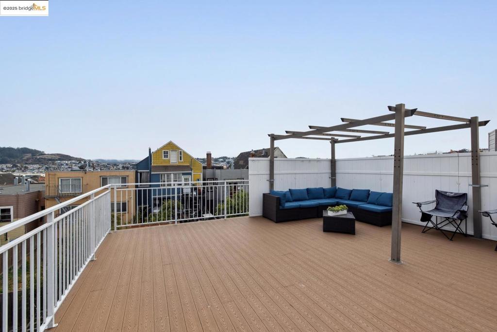 BAYVIEW - Residential