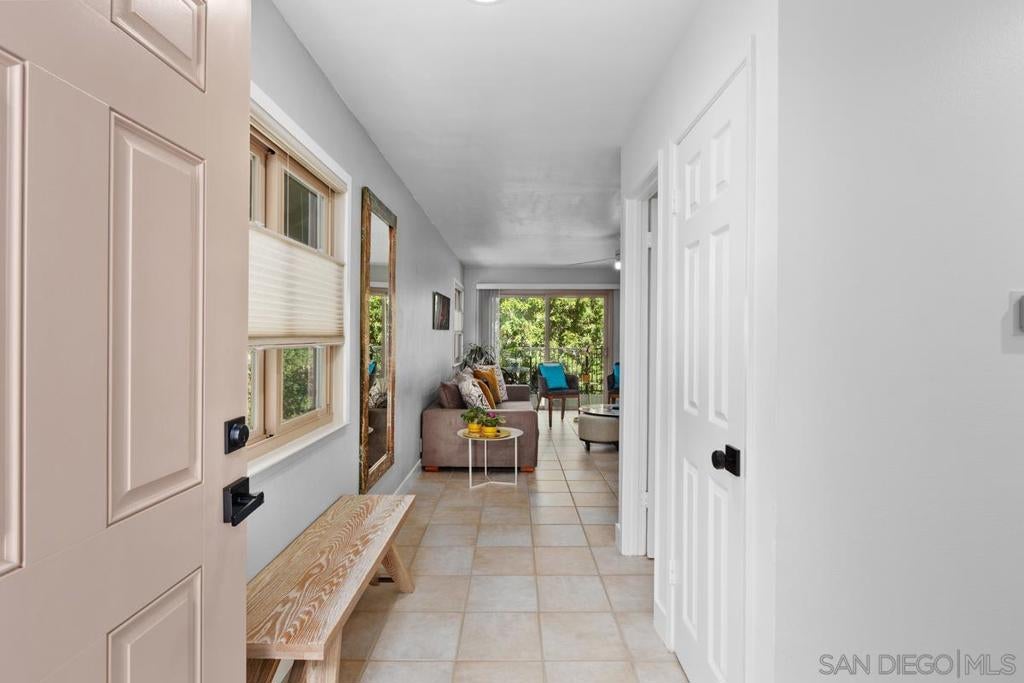 3152 Avenida Topanga