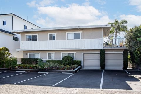 Photo of 310 Dahlia Place #B, Corona Del Mar, CA 92625 (MLS # NP26036570)