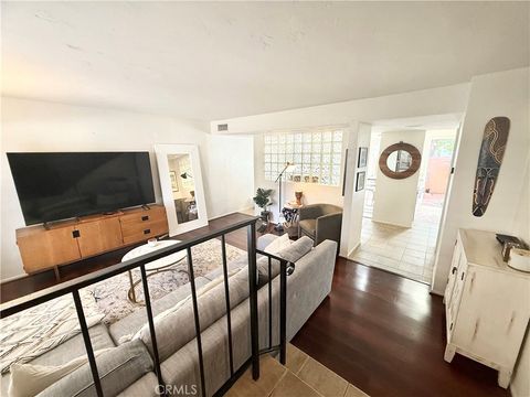 Tiny photo for 27511 Endeavor Street, Agoura Hills, CA 91301 (MLS # SR26048693)