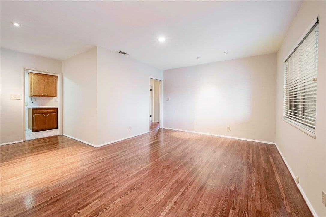 2245 Mcnab