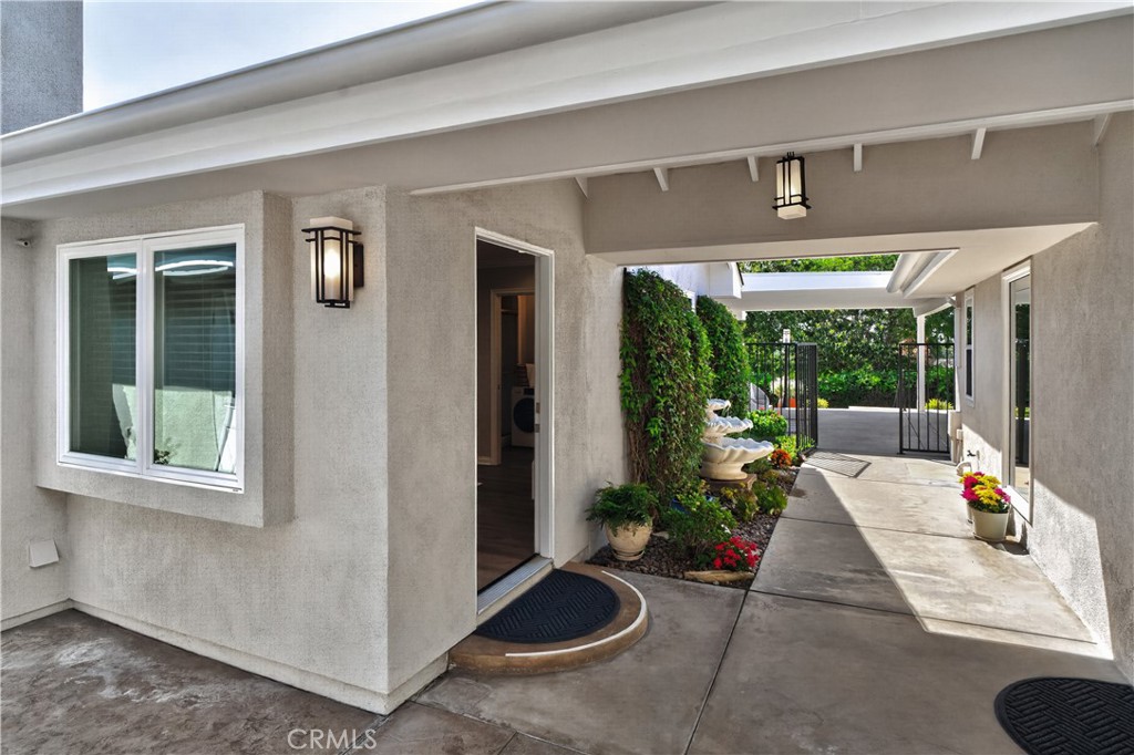 Fullerton, California, 92835, United States, 7 Bedrooms Bedrooms, ,6 BathroomsBathrooms,Residential,Active,2037132
