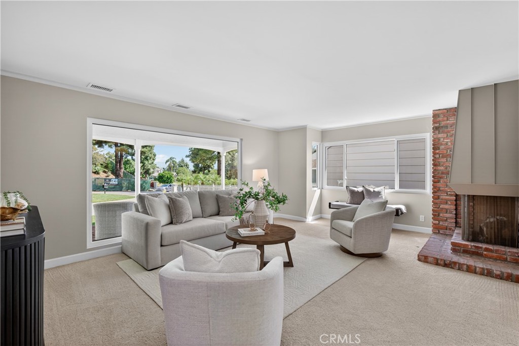 Fullerton, California, 92835, United States, 7 Bedrooms Bedrooms, ,6 BathroomsBathrooms,Residential,Active,2037132