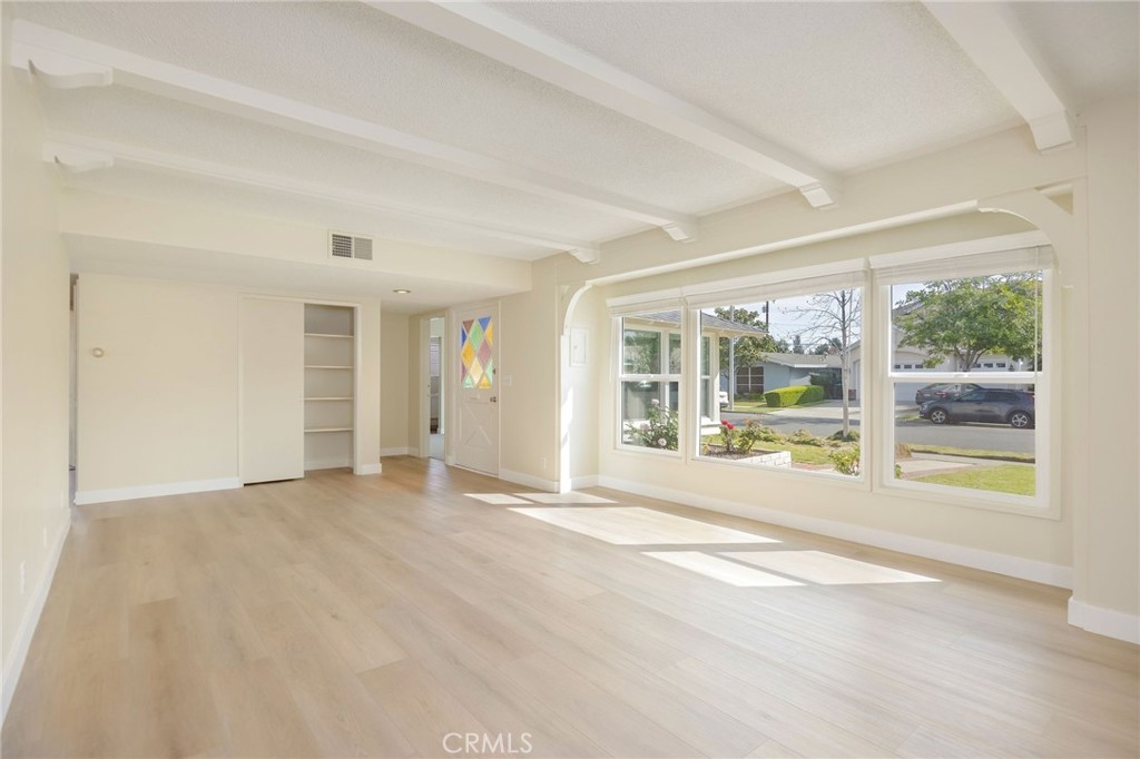 11305 Loch Lomond Road