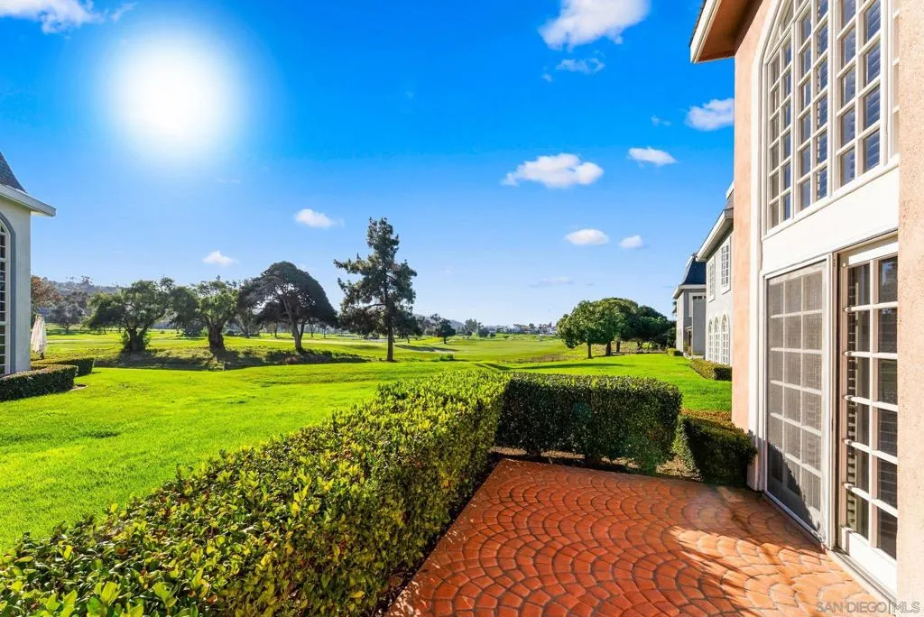 Carlsbad, California 92009, United States, 3 Bedrooms Bedrooms, ,3 BathroomsBathrooms,Residential,Active,251522