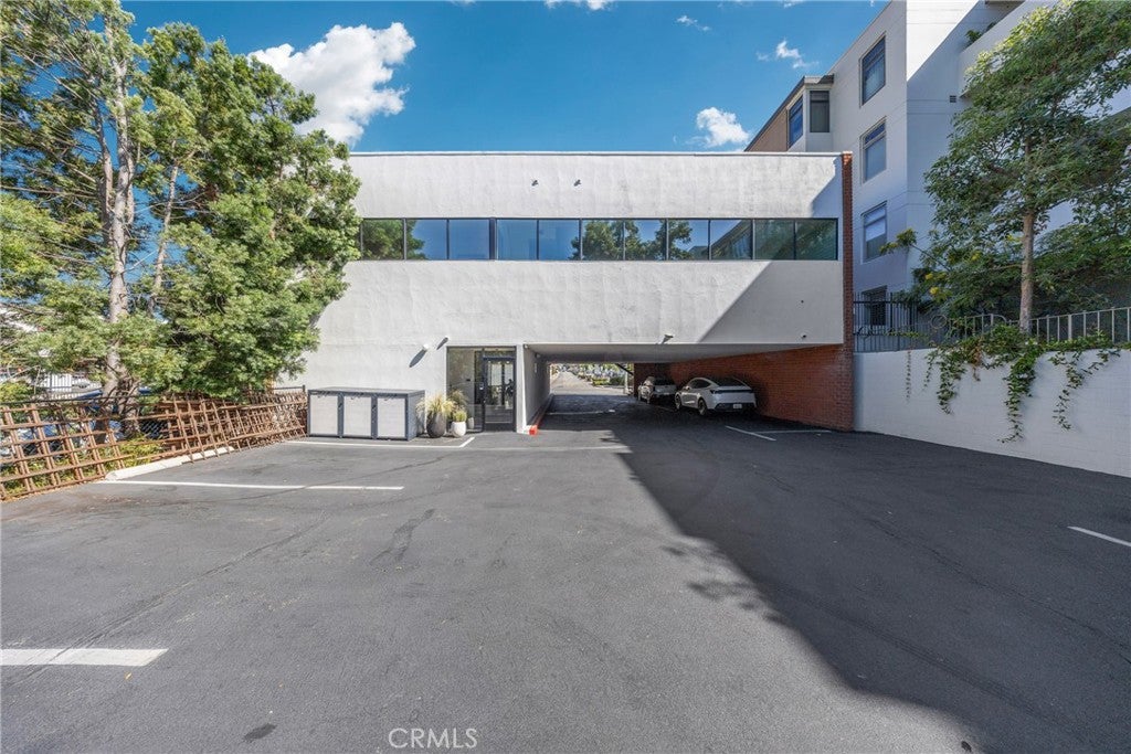 910 San Pasqual Street