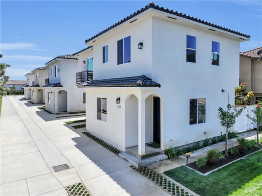 8224 STARR ST, STANTON, CA 90680 - Image ab33e4ed5ecd8d245ddad17df747c7ec/3959256249