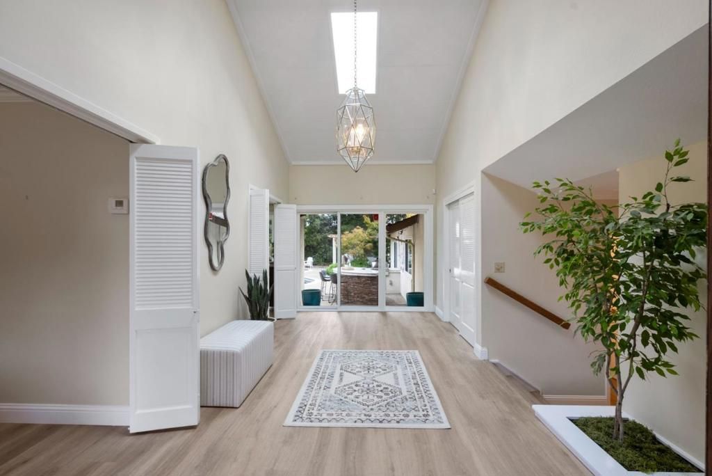 Photo of 1430 Lakeview Drive, Hillsborough, CA 94010 (MLS # ML82023761)