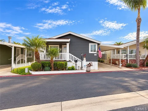 MLS: OC26198933