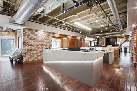 201 E Broadway Long Beach CA 90802