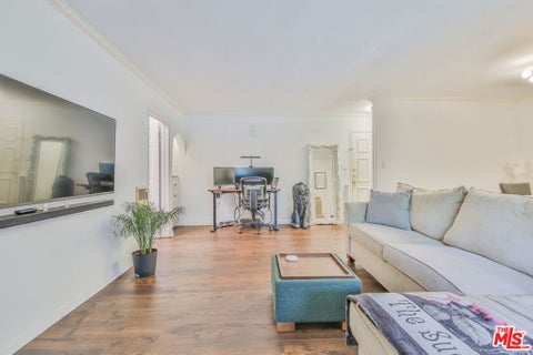 Photo of 625 N Flores Street #102, West Hollywood, CA 90048 (MLS # 26989331)